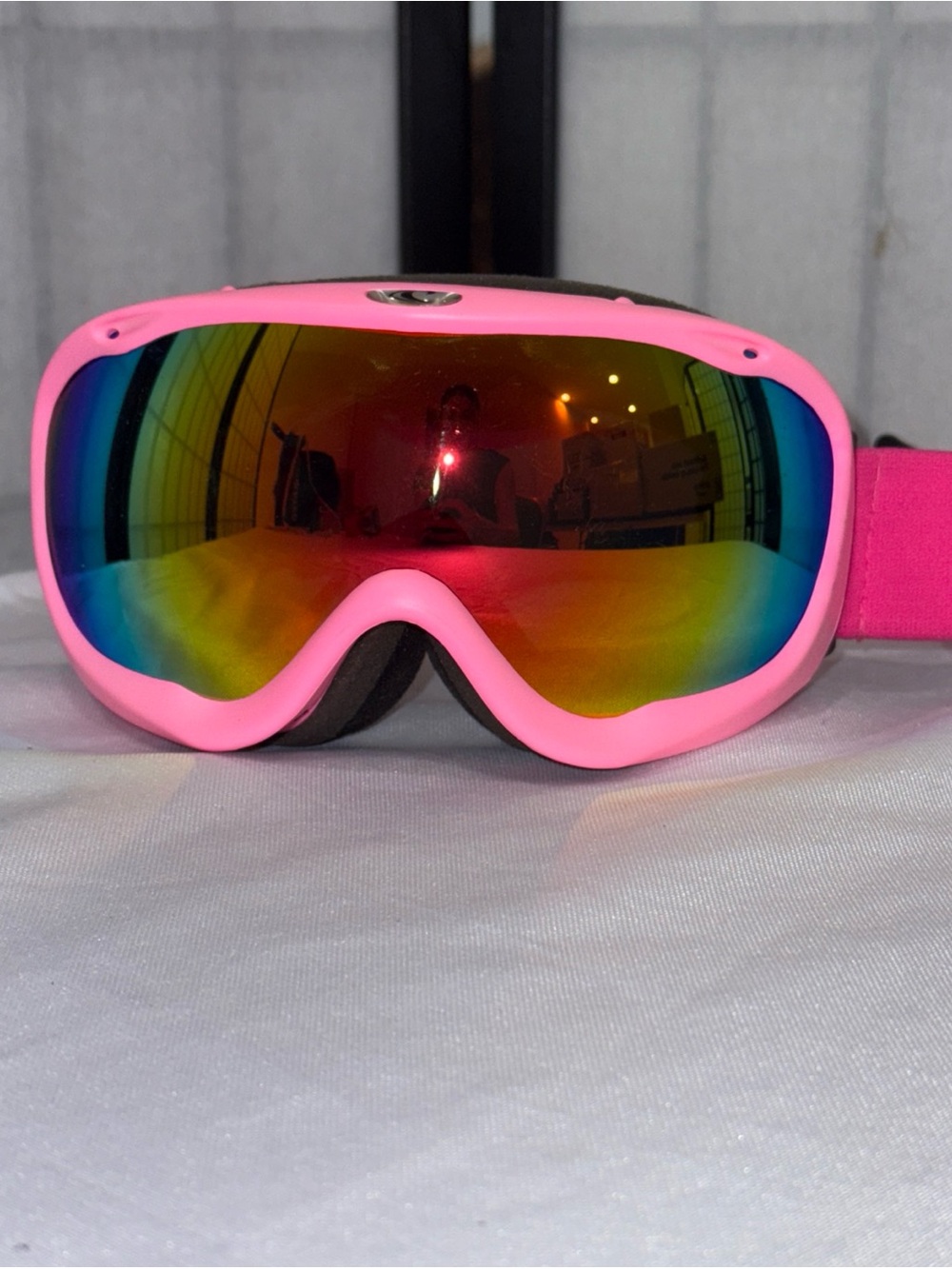 O’Neill Snow Ski Goggles Pink Rainbow Mirrored Lens Adjustable Strap